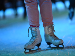 Зимние каникулы на коньках: где и когда кататься в Серебряных Прудах