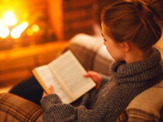 Погружение в мир слов: идеальный книжный гид для новогодних каникул 2026 года