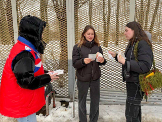 Жителям напомнили, почему опасно нарушать правила на железной дороге