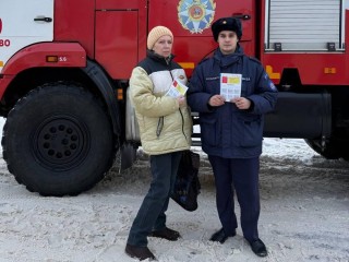 Зима без беды: о чем спасатели рассказали жителям Подмосковья и какие простые правила спасут жизнь