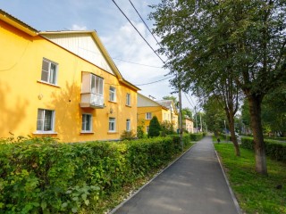 Шесть дворовых территорий благоустроили в Кашире в 2025 году