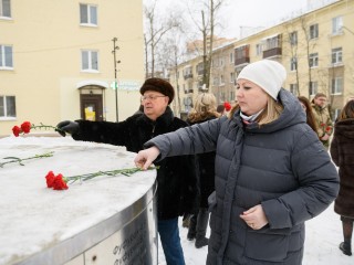 В Лыткарине почтили память героев ВОВ в день освобождения региона от фашистов