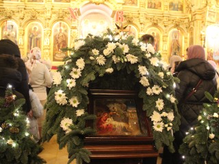 Глава округа Горбылев поздравил ружан с Рождеством Христовым