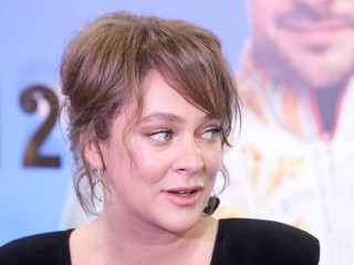 «Да, съемки есть»: Аглая Тарасова вернулась к работе после скандала с запрещенными веществами