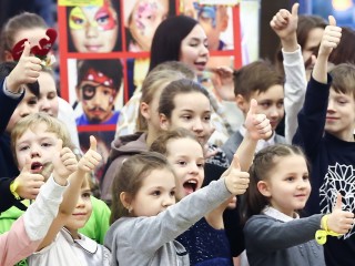 Участники благотворительной акции «Подари мечту-2025» осчастливили 786 детей