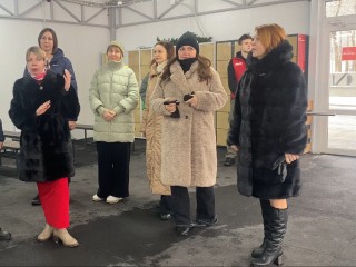 Олимпийская чемпионка Лариса Лазутина оценила ледовый подарок Власихе от губернатора