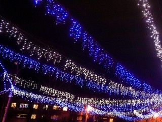 С улыбкой — к ДК: в Барабанове по просьбе жителей появится иллюминация и тротуар