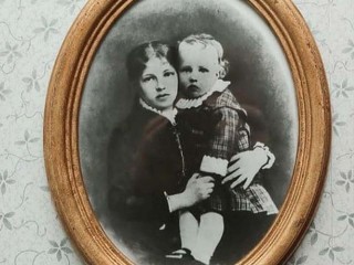 То ли девочка, а то ли видение: почему в детстве Александру Блоку приписали женский пол