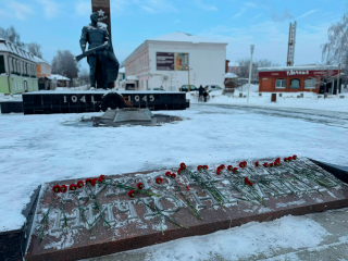 В Зарайске почтили память героев в 84-ю годовщину освобождения Подмосковья