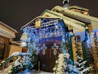 В микрорайоне Подрезково приступили к монтажу праздничной купели