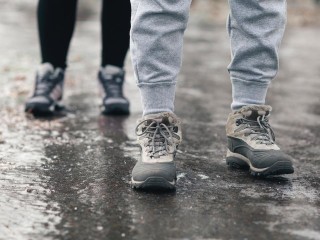 Ледяной ветер и скользкие улицы ждут Подмосковье 21 января