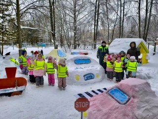 В детском саду Луховиц высадился «Снежный патруль»