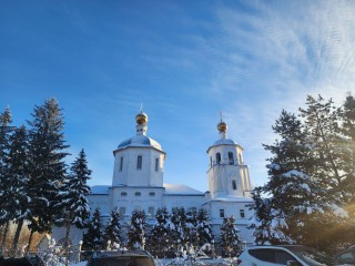 Холодные, теплые купели и чай: как встретят Крещенскую ночь у старинного Спасского храма