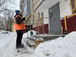 Пять за чистоту в Уваровке: депутаты одобрили уборку снега в рабочем поселке под Можайском