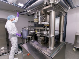 ВИЧ - не приговор: новый препарат от подмосковной компании поможет тысячам детей с вирусом иммунодефицита