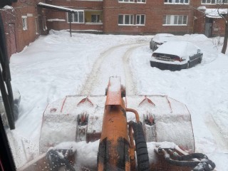 Заезд во дор почистили на улице Новая Жизнь в Красноармейске