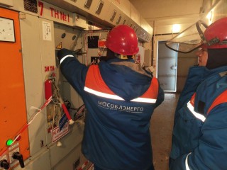 Ремонт оборудования: как специалисты «Мособлэнерго» обеспечили бесперебойную подачу электричества в Котельниках