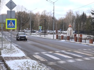 Во Власихе досматривают автомобили и проверяют пропуска до 12 января
