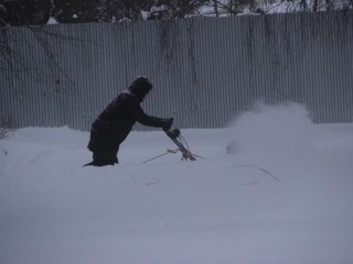 Быстро и качественно: во сколько обойдется уборка снега в Рузе