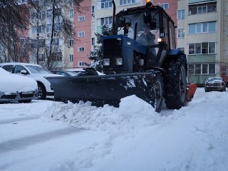 Вся спецтехника Бронниц задействована в ликвидации последствий циклона Фрэнсис