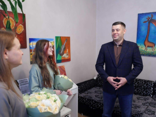 Предновогодний сюрприз: что скрывалось в подарках для юной художницы из Подольска?