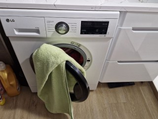 Полотенца станут мягкими, как шелк: простой способ добиться уюта в ванной