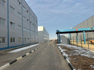 Минус социальная напряженность, плюс порядок: где разместили сотрудников крупных складов Подмосковья