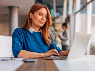 «Неприятный запах»: как бороться с неопрятностью на работе, не нарушая ТК