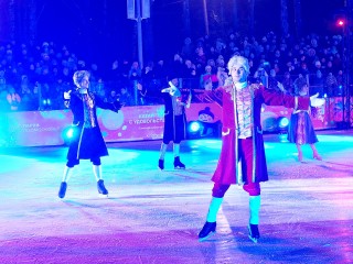 Более четырех тысяч воскресенцев посетили ледовый спектакль «Щелкунчик» в Новлянске
