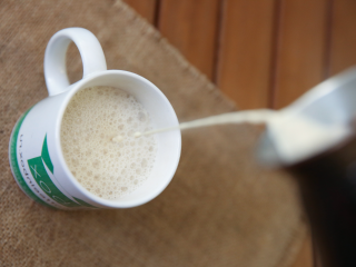 Почему офисные работники страдают от изжоги? Все дело в кофе