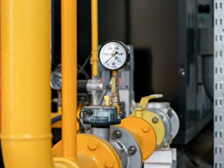 Более 100 миллиардов рублей направят на модернизацию ЖКХ Подмосковья и Дмитрова в 2026 году