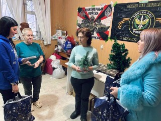 Новогодний груз для героев: в Котельниках подвели итоги акции «Посылка солдату»
