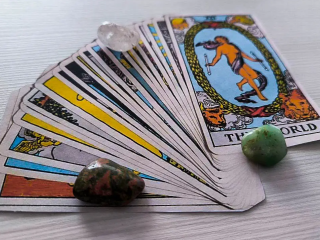 Гороскоп на пятницу, 3 января 2026 года: Девам нужно довериться интуиции, а Овны откроют двери к новым возможностям