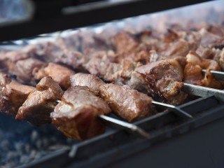 От Дагестана до Подмосковья: как приготовить шашлык, который запомнится навсегда