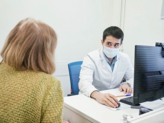 Спецталон поможет:  как попасть на прием к врачу тем, кто болеет долго и серьезно