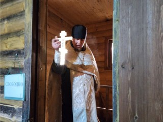 Крещение Господне: когда и где набрать святую воду в храмах города