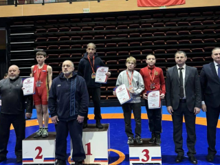 Нарофоминец занял первое место на первенстве ЦФО по вольной борьбе