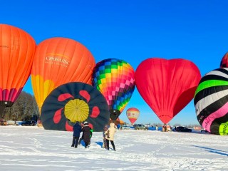 Романтический сюрприз в небе над Дмитровом организовал турист из Саудовской Аравии