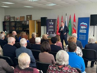 Снег, ржавая вода и кардиология: на вопросы общественников ответил глава Бронниц