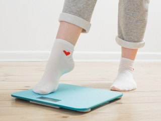 Что на самом деле означает тесная одежда, и почему весы могут лгать?