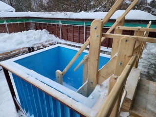 Крещенскую купель на 2 тонны воды установили в селе Кудинове под Ногинском