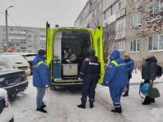 Спасение в многоэтажке без лифта: как помогли пенсионерке из Каширы