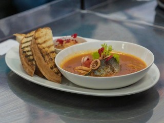 Что съесть вечером, чтобы не ворочаться и быстро заснуть: советы диетолога для хорошего сна