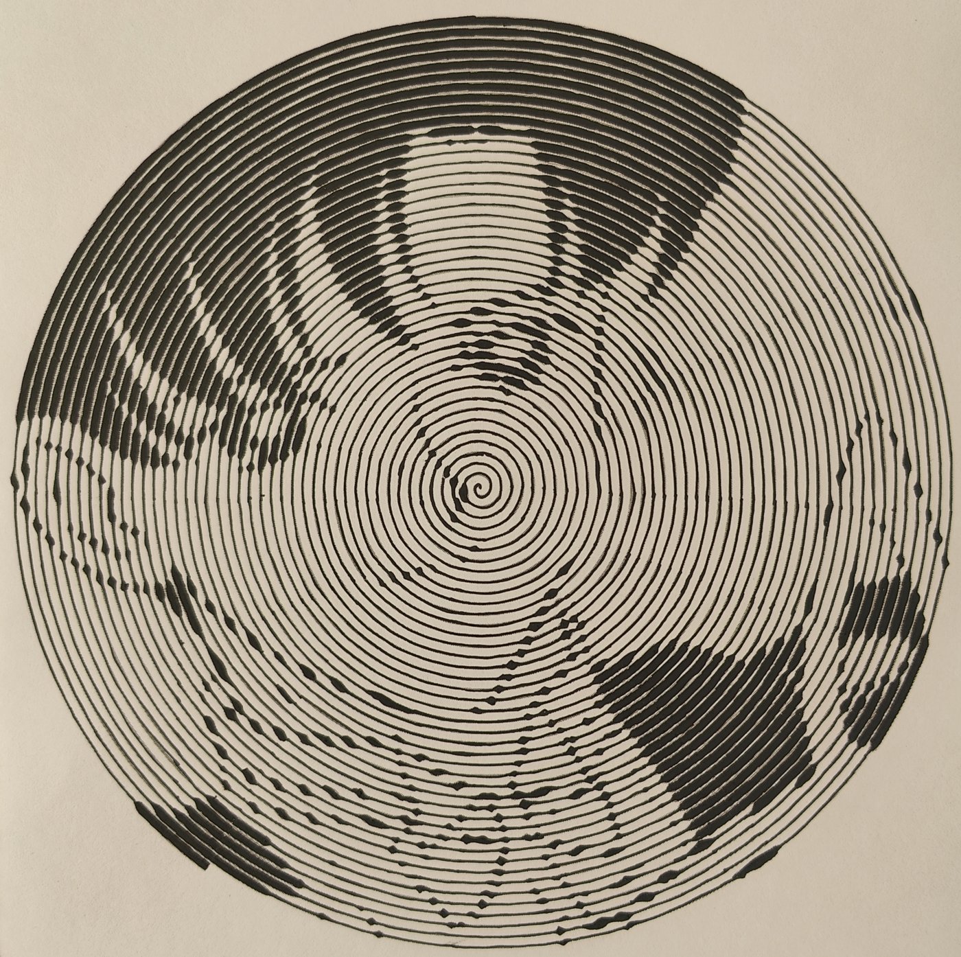 Такседо Маск от Helena DevLin