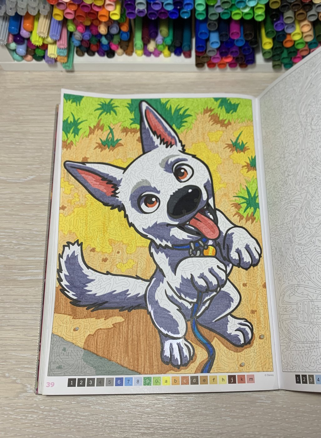 Работа от Melacolori