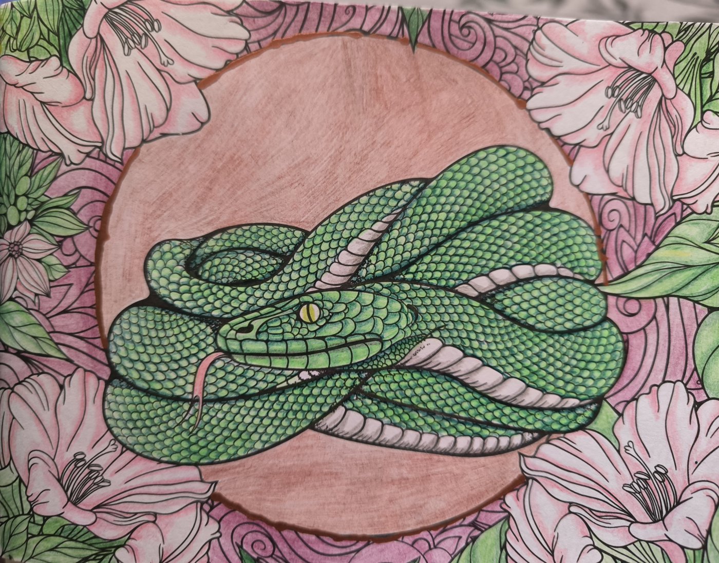 Змея с цветами от VikaS