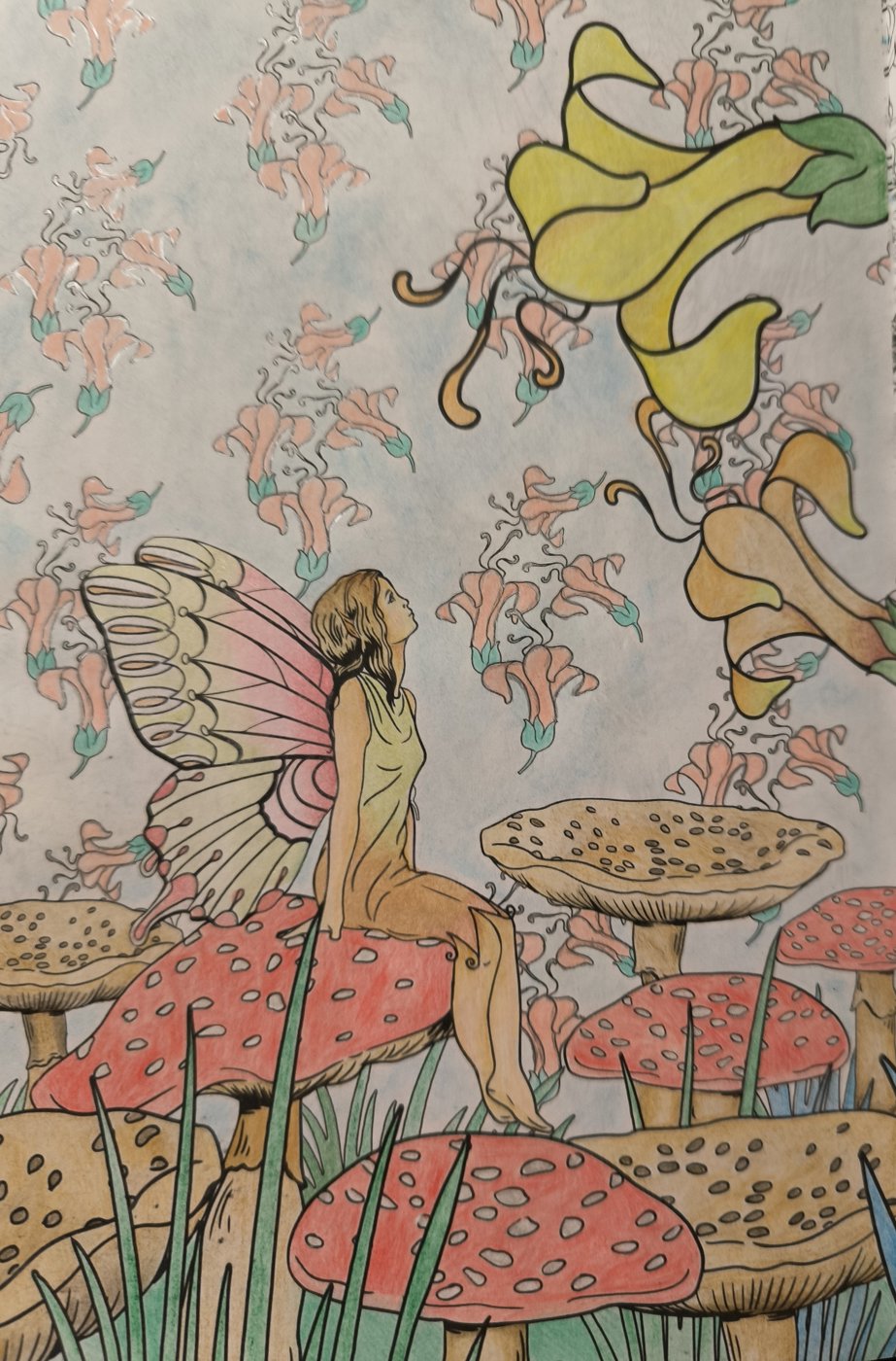 Фея с цветами и гриб от VikaS