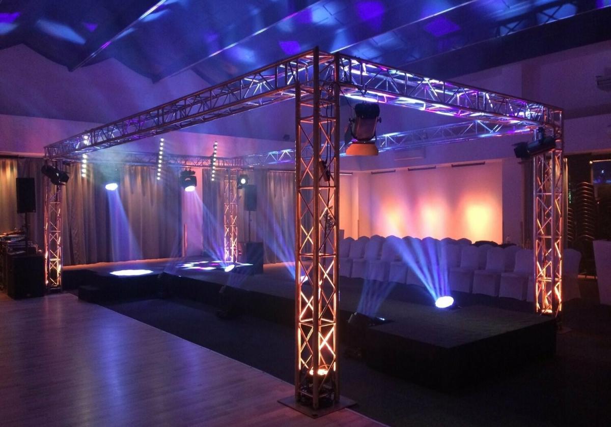 Сценическое оборудование для мероприятий
