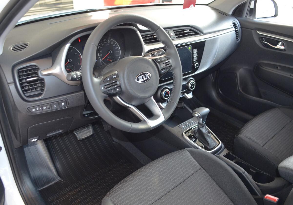 Kia Rio под такси