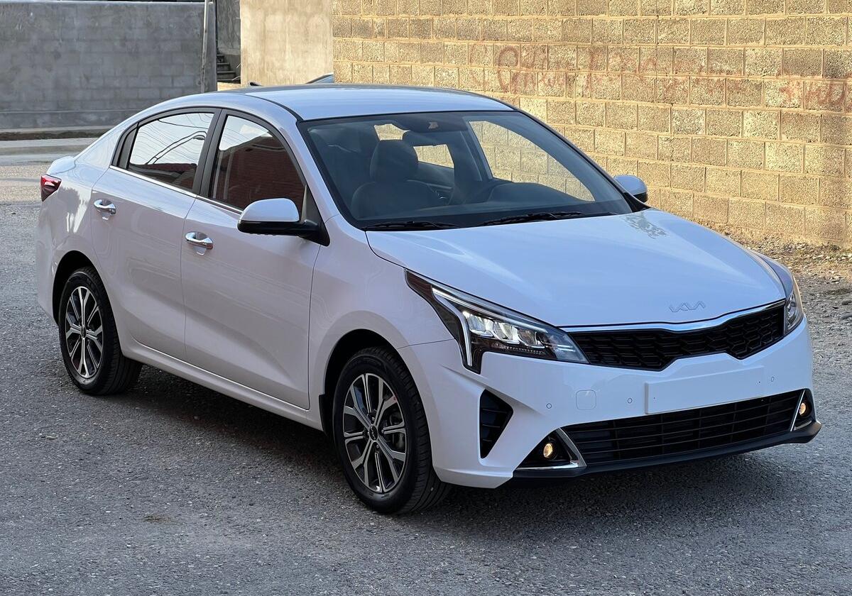 Kia Rio под такси
